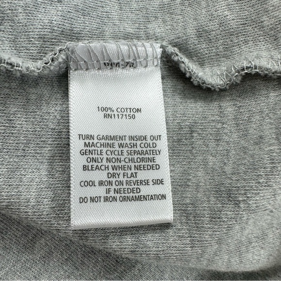 Quacker Factory Gray Cheetah Sequins Long Sleeve T-Shirt Women’s Small - Picture 7 of 8